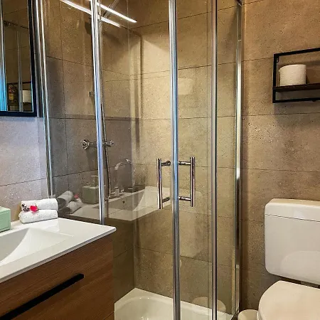 Aan De Rotte 木屋 *